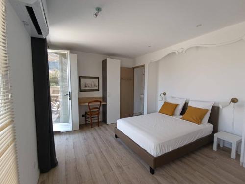 Appartement 3 chambres avec terrasse vue mer à 150 m de la plage