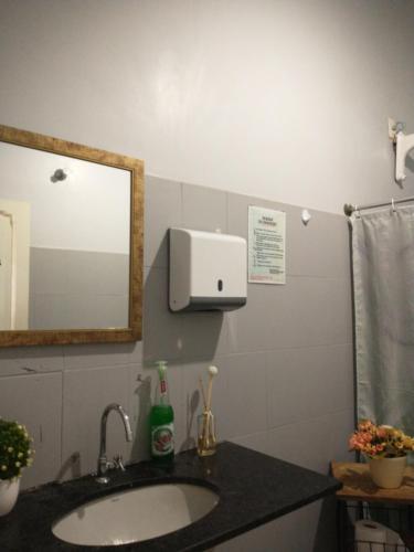 Guanaaní Hostelにあるキッチンまたは簡易キッチン