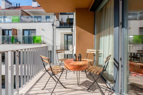 Central - NEW - with Sunny Balcony 1096 Budapest, Lenhossék utca 13 kép - 3
