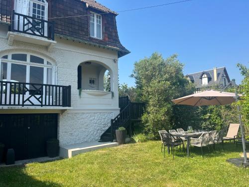 Zahrada ubytování Villa grand jardin Deauville Centre 800 m plage