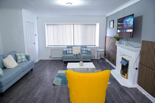 3 Bedroom House Manchester with en-suite Free Wifi and Parking photo 9