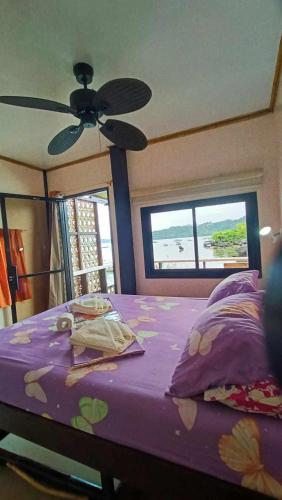 Katil atau katil-katil dalam bilik di El Gordo's Seaside Adventure Lodge