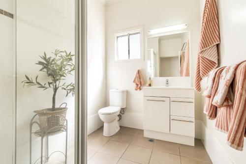 Ένα μπάνιο στο Boorolong 1 - Ocean Views