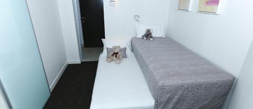 Seahaven Noosa Beachfront Resort — Bedroom