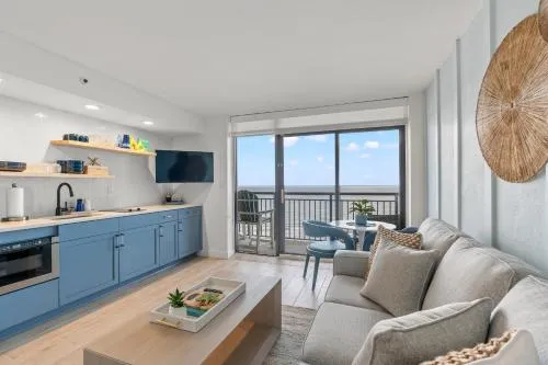 Modern Oceanfront 1 Bedroom Condo, Prime Location, Stunning Views at Beach Cove Resort photo 1
