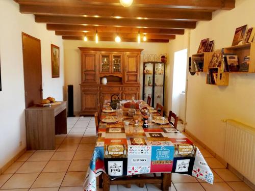 Restaurace v ubytování La Cantalienne du Saladou