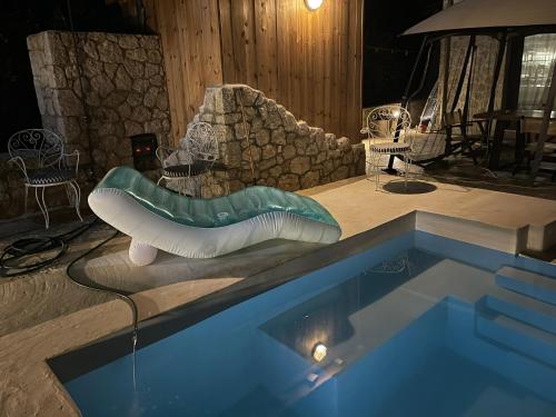 The 10k Stones Villa