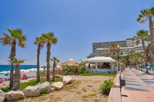 EDEN Beach Apartment