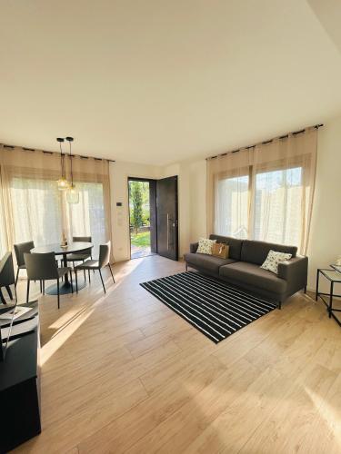 Gallery image of Cortemaggiore 4D Luxury-Flexrent Abissinia in Riccione