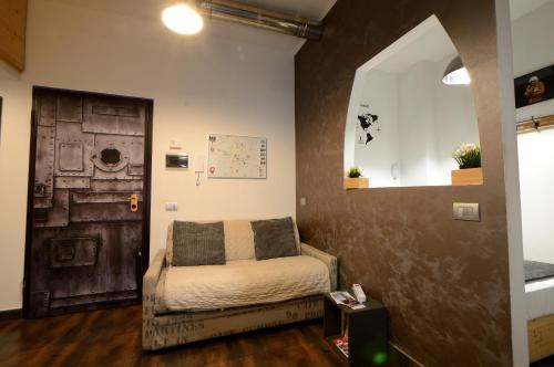 Appartamento Deluxe Stile Industrial Centro Milano, Potente Wi-fi, 3 linee Metropolitane- Collegato Direttamente con Aeroporto di Malpensa e Rho Fiera in 10 minuti