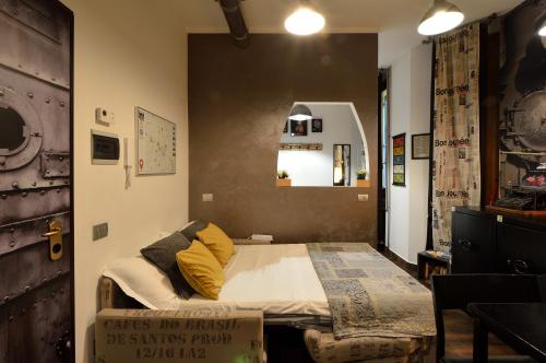 Appartamento Deluxe Stile Industrial Centro Milano, Potente Wi-fi, 3 linee Metropolitane- Collegato Direttamente con Aeroporto di Malpensa e Rho Fiera in 10 minuti