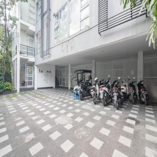 Ποδηλασία στο RedDoorz near Trans Studio Mall Bongo Residence ή στη γύρω περιοχή