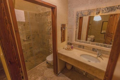 Bagno di Osmanbey Cave House