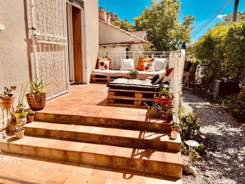 Photo de la galerie de l'établissement Appartement Jardin Jacuzzi, à Aix-en-Provence