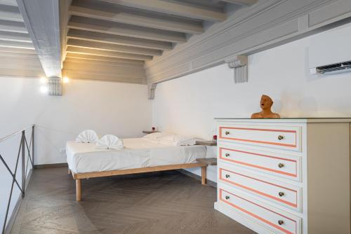 UNYCA - Luxury Duomo Loft Florence