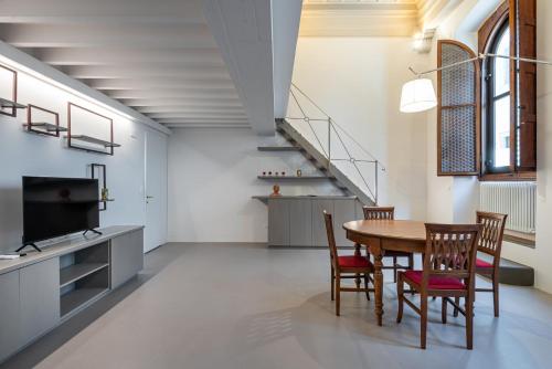 UNYCA - Luxury Duomo Loft Florence