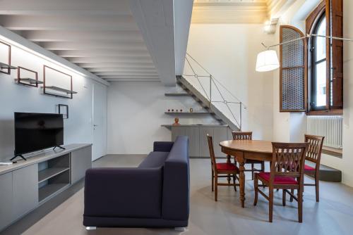 UNYCA - Luxury Duomo Loft Florence