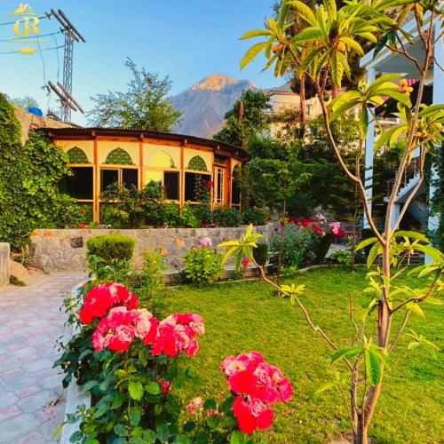 Κήπος έξω από το Gilgit Residency 4 Bed Rooms Luxurious Apartment