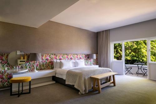Katil atau katil-katil dalam bilik di Mont Rochelle Hotel and Vineyard