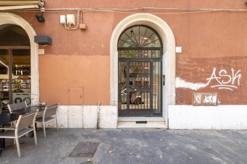 Elegant Ostiense Suite