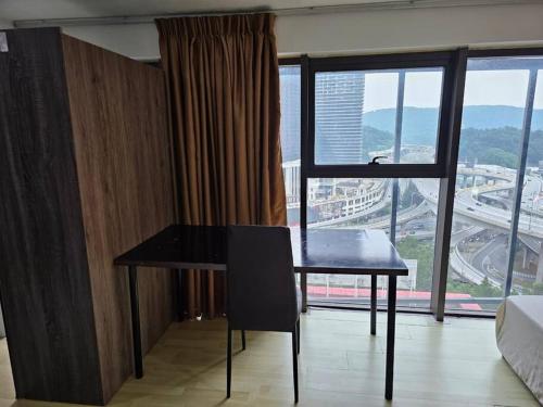 Φωτογραφία από το άλμπουμ του 4-5pax SOHO near IKEA Netflix with Internet σε Damansara Perdana