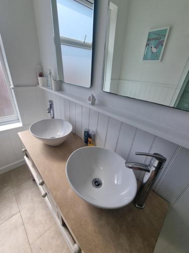 Ένα μπάνιο στο Seas The Day - Paignton, Close to Beach, Excellent Location