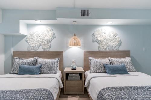 Modern Oceanfront 1 Bedroom Condo, Prime Location, Stunning Views at Beach Cove Resort photo 3