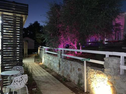 Gambar di galeri bagi Albanian Garden di Gjilek