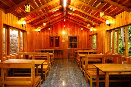 Restaurace v ubytování Pine Valley Resort