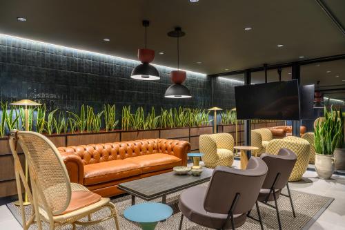 Гостиная зона в Hilton Garden Inn Debrecen City Center