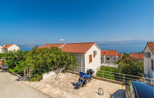 2 Bedroom Nice Apartment In Sutivan