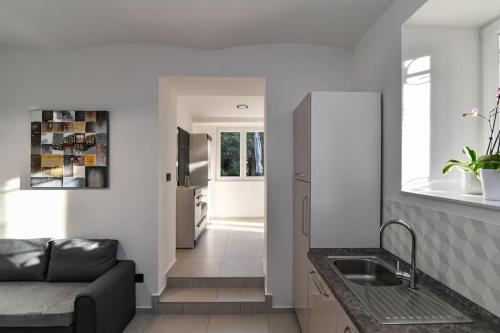 Lovely apartment in the park near the beach