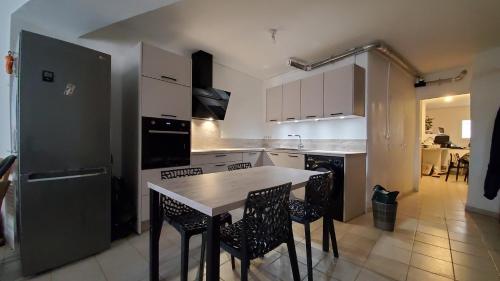 Photo de la galerie de l'établissement Montpellier Ecusson - Grand T2 situation idéale, à Montpellier