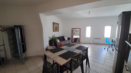 Photo de la galerie de l'établissement Montpellier Ecusson - Grand T2 situation idéale, à Montpellier