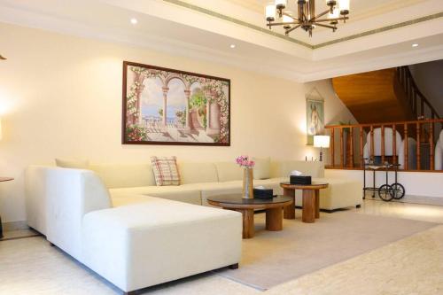 Refined 3BR Escape - Elite Retreat