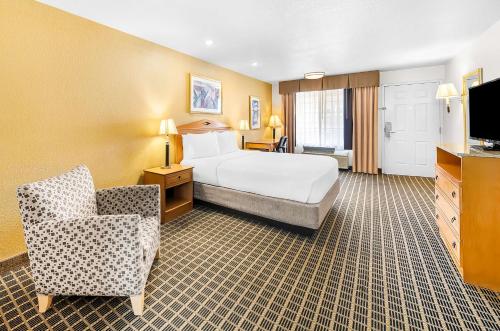 SureStayPlus Hotel by Best Western San Jose Central City Image