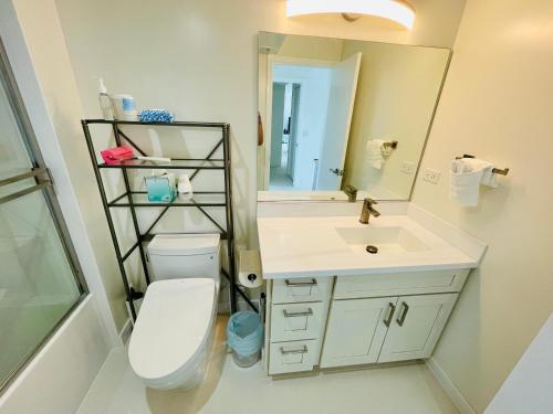 Penthouse Ocean view Two Bedroom Sleeps eight 2607_3