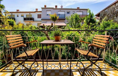 Apartments with parking space Rovinj - 23505
