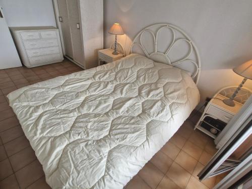 Appartement 2 pièces vue mer avec parking proche Sainte-Maxime