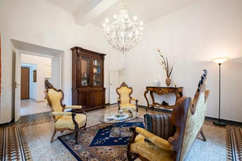 Terme Suite Florence Luxury in a 14th century palace