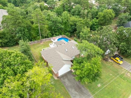 an overhead view of a house with a swimming pool at Pool, Hot Tub, Game Room & Sleeps 18! By StayLage in Hot Springs
