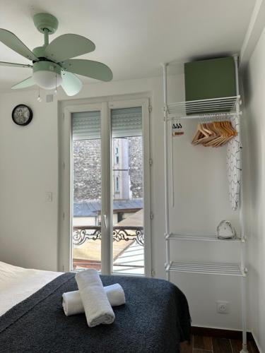 Modern Apt near Montmartre 2 mins from metro Château Rouge