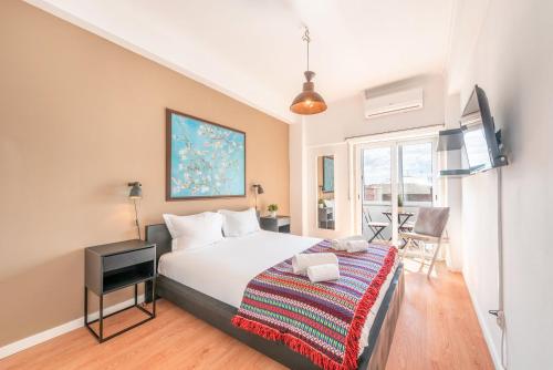 GuestReady - Vibrant 2BR Apartment