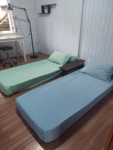 Postel nebo postele na pokoji v ubytování Chrisma Bed and Breakfast