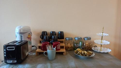 Makanan di atau berdekatan asrama