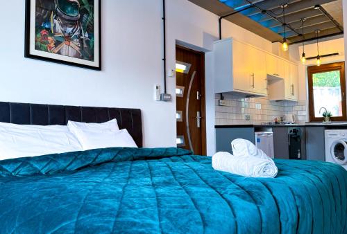Unique Studio Apartment with Private Garden photo 19