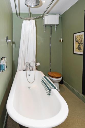 The Green House Guest House photo 43
