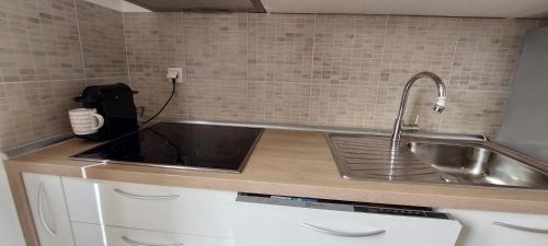 Afbeelding uit fotogalerij van Matea Vica apartman, Vodice in Vodice