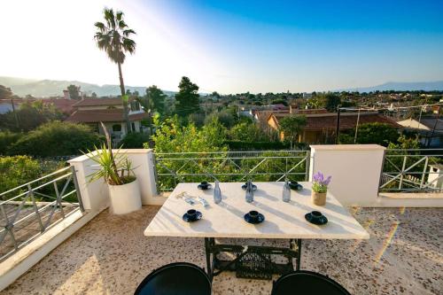 Fotografie z fotogalerie ubytování Kalamos sea view villa Beach walking distance v destinaci Áyioi Apóstoloi