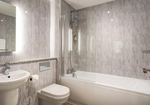 Ванная комната в Curlew Crag Cottage